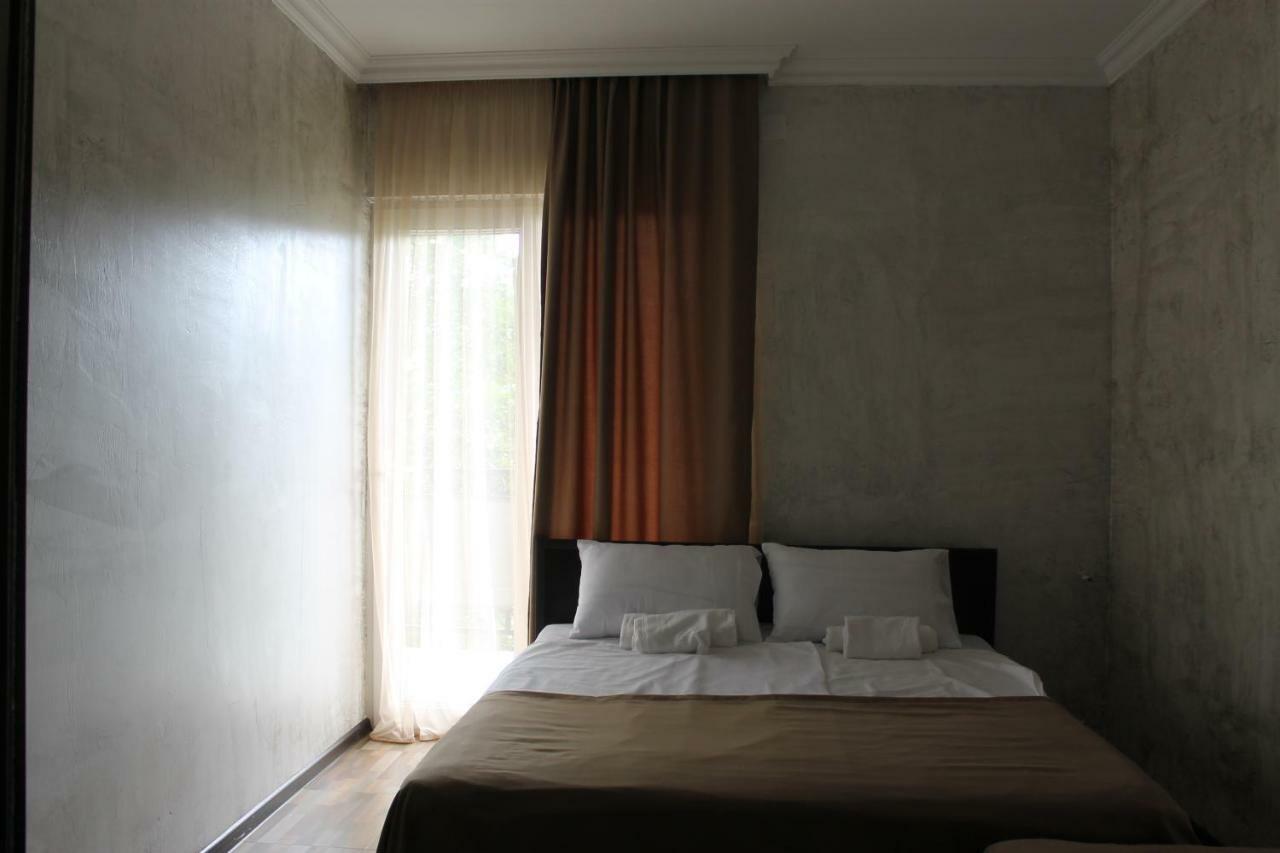 Hotel Progress Batumi Exterior photo