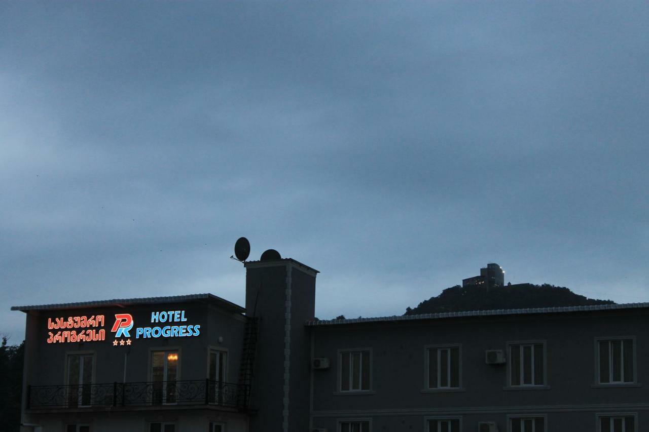 Hotel Progress Batumi Exterior photo